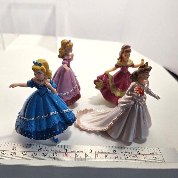 Iso Sel France Princess Figures Wedding Queen Plastic Cake Toppers Lot Dancing - Picture 4 of 15